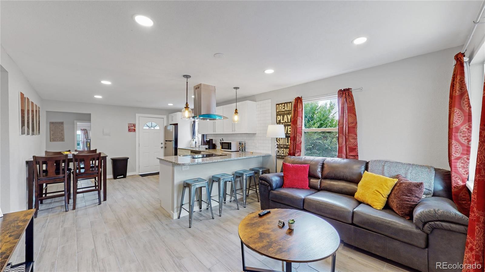 Real Estate Photo