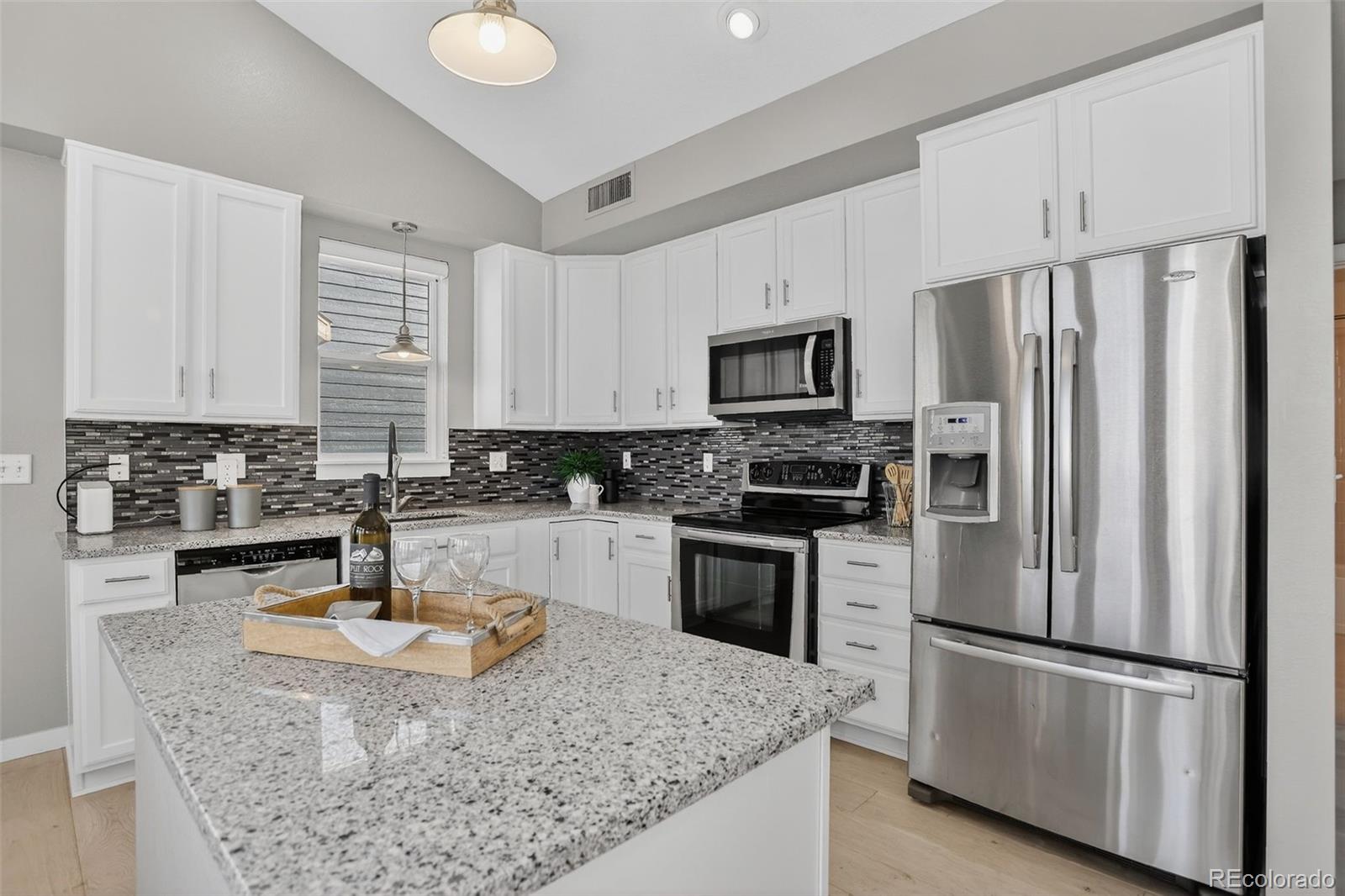 Real Estate Photo