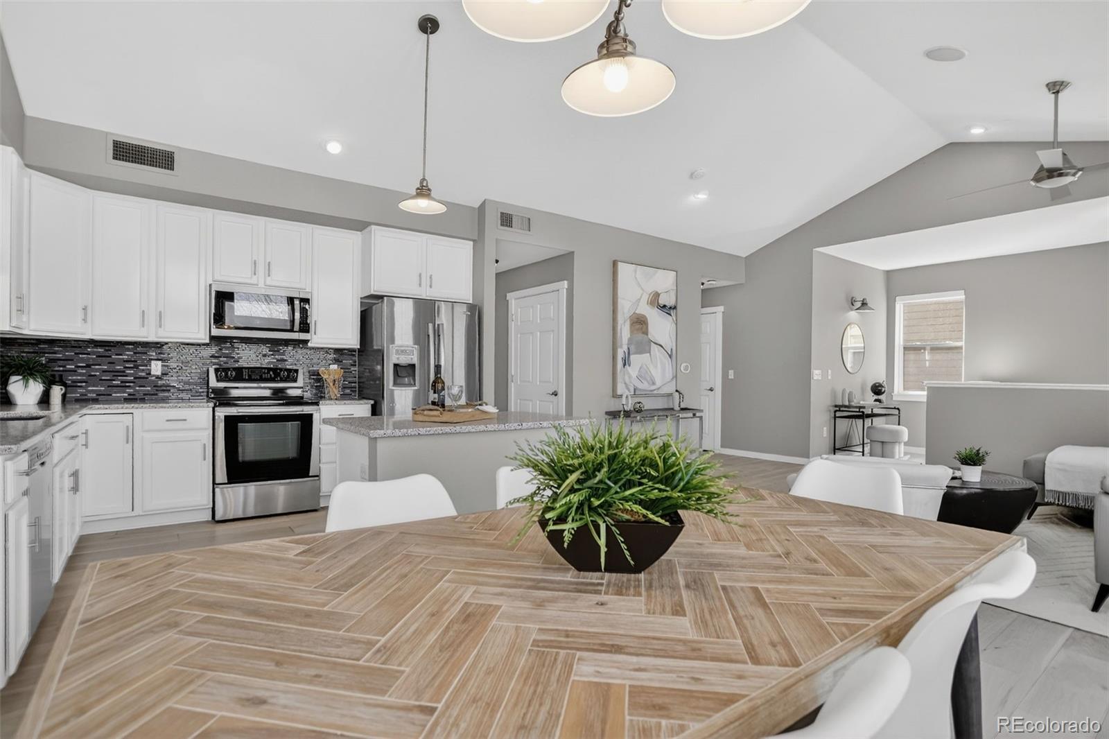 Real Estate Photo