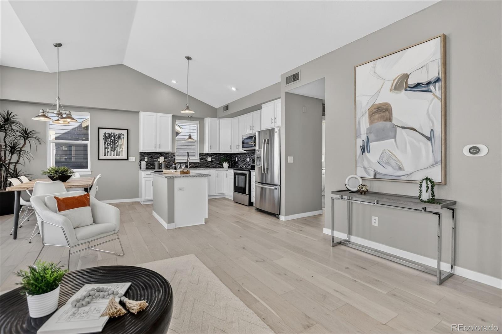 Real Estate Photo