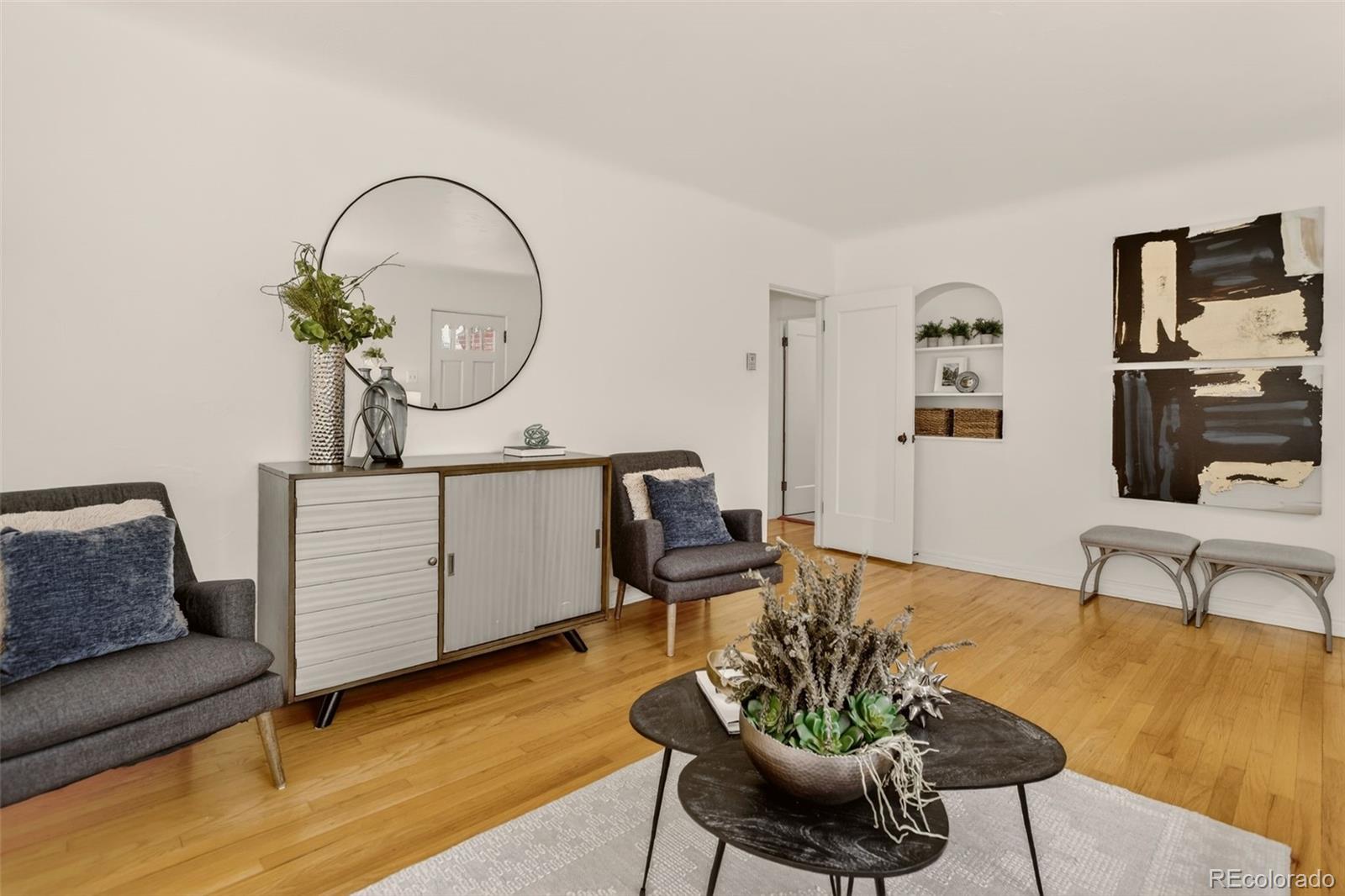 Real Estate Photo