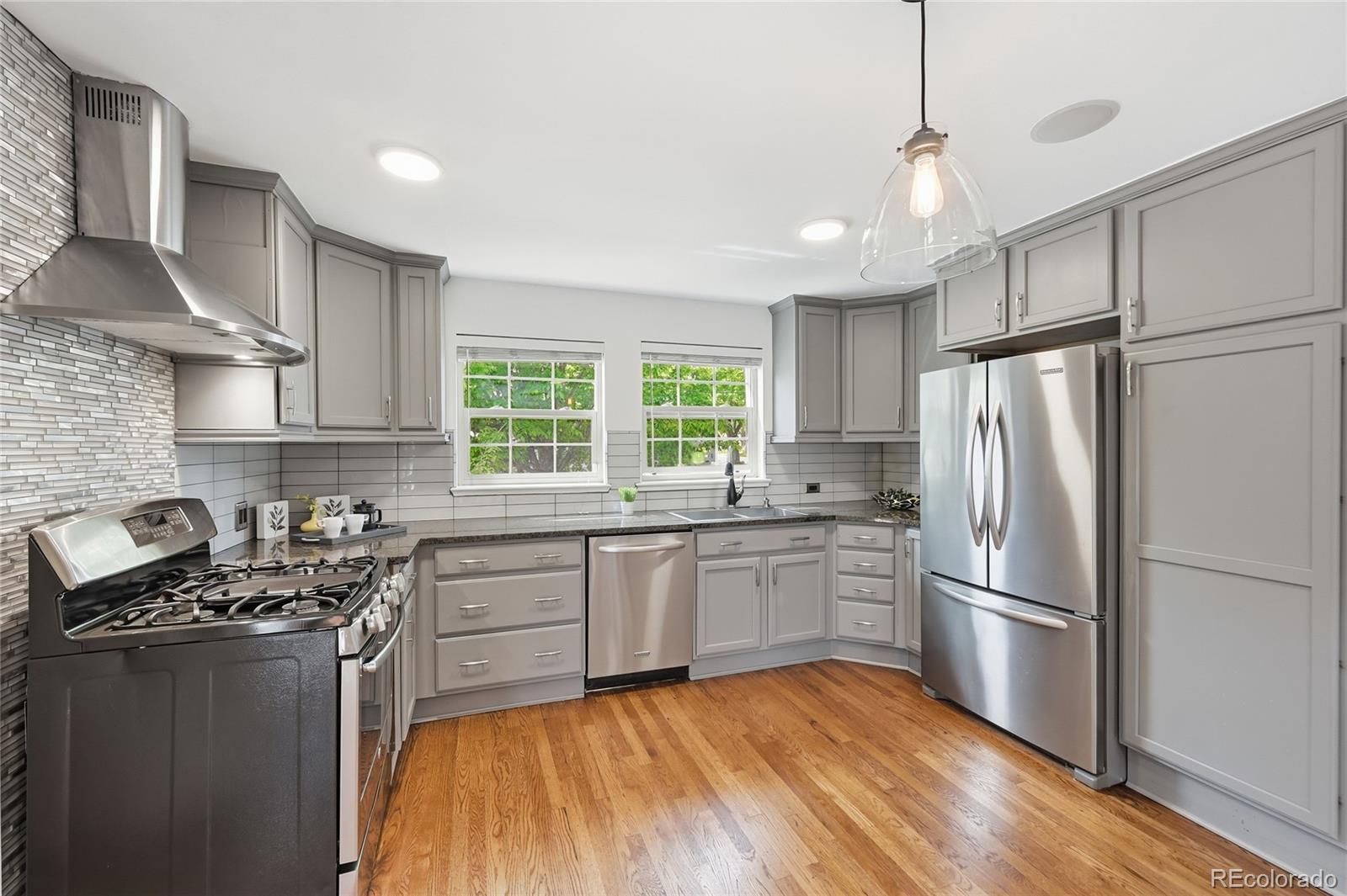 Real Estate Photo