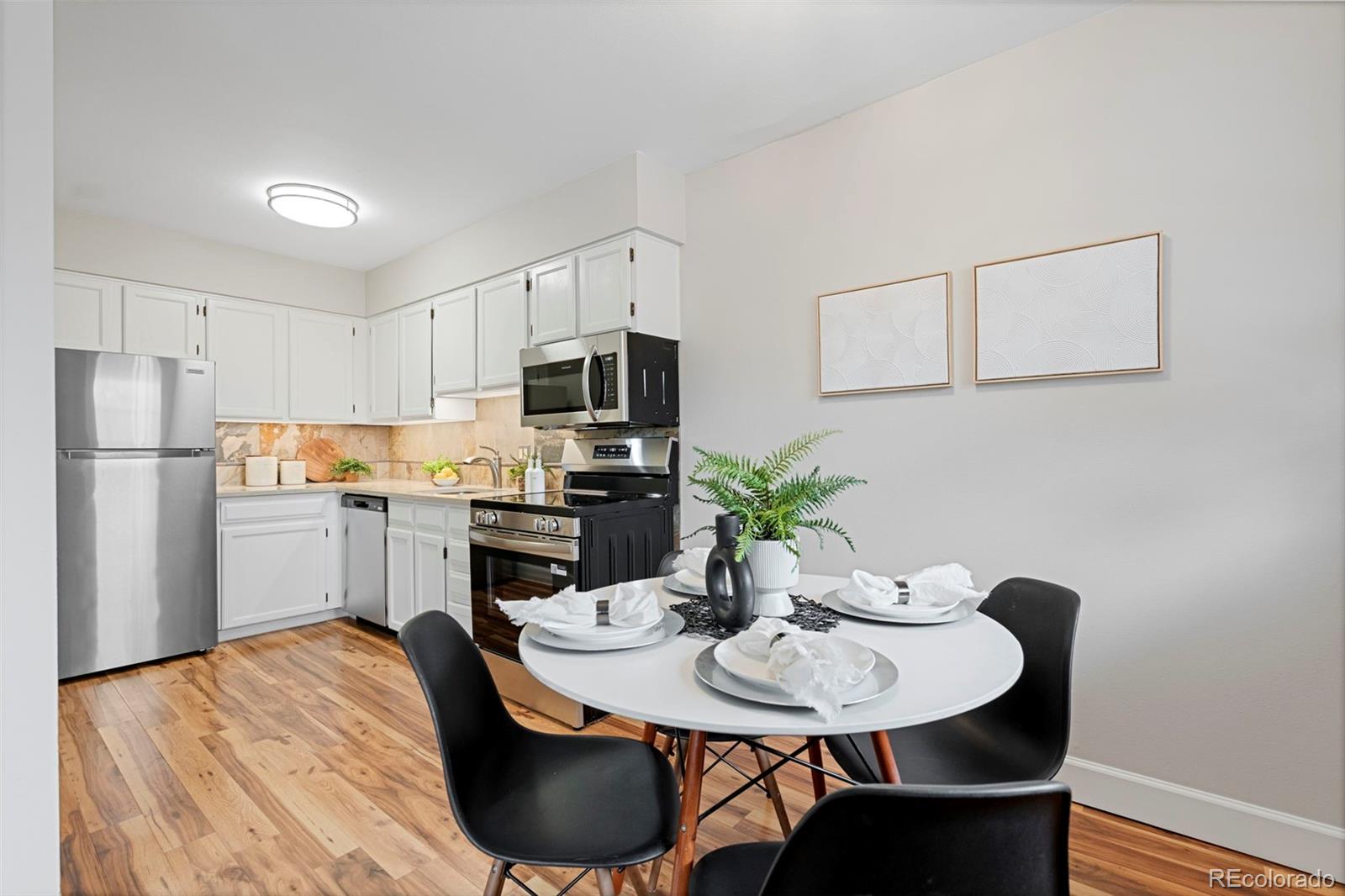 Real Estate Photo