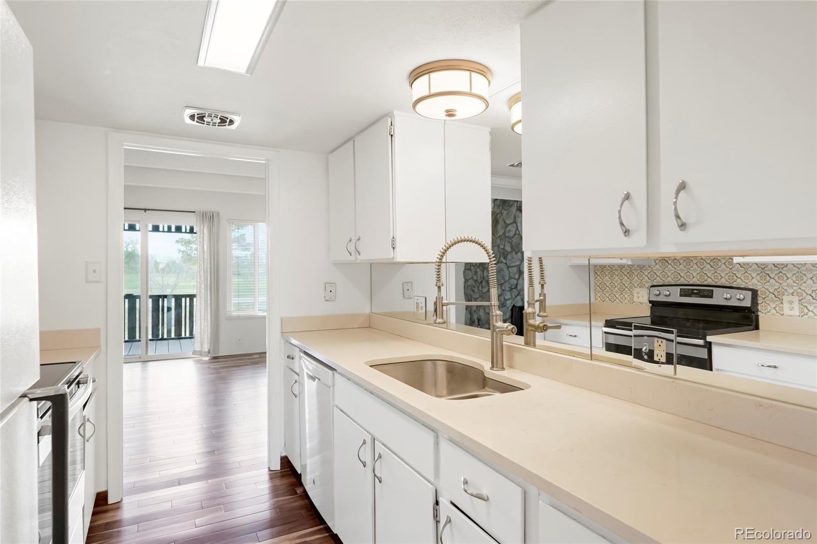 Real Estate Photo
