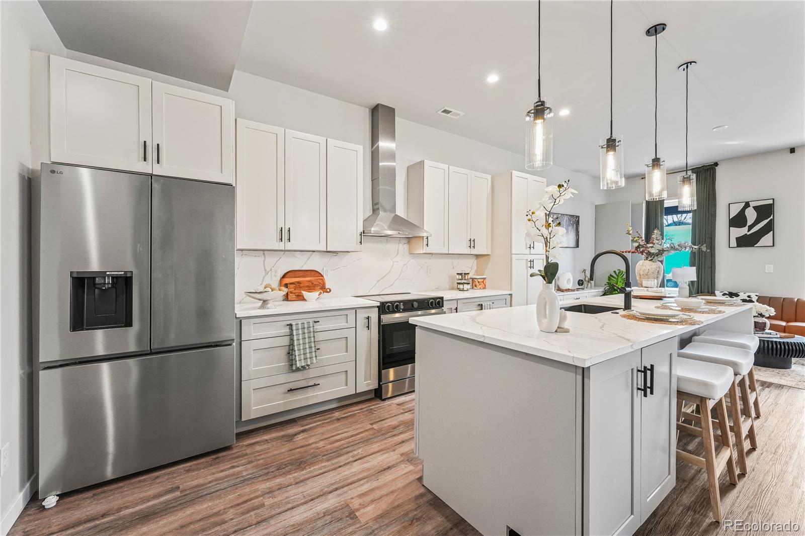 Real Estate Photo
