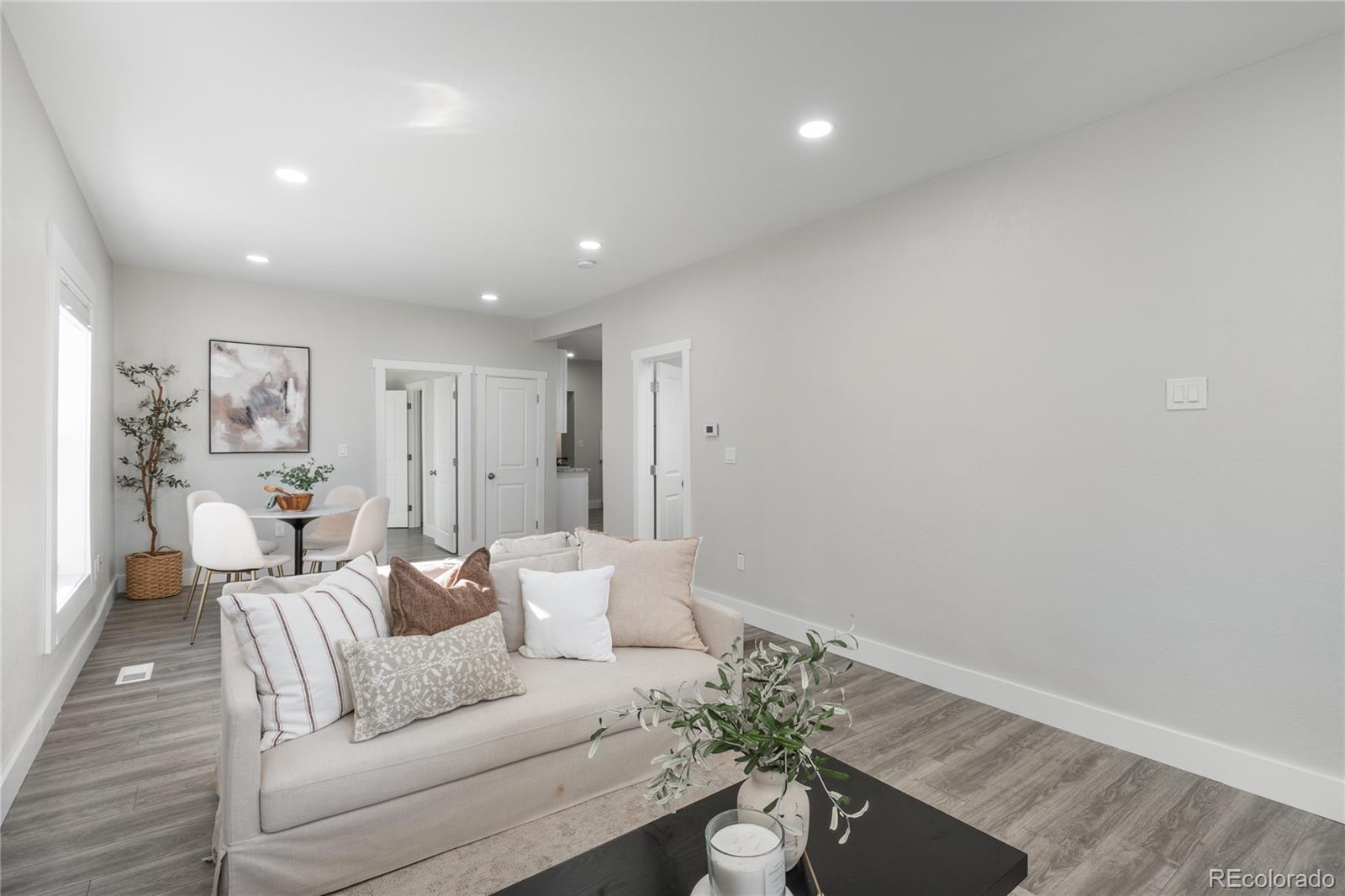 Real Estate Photo