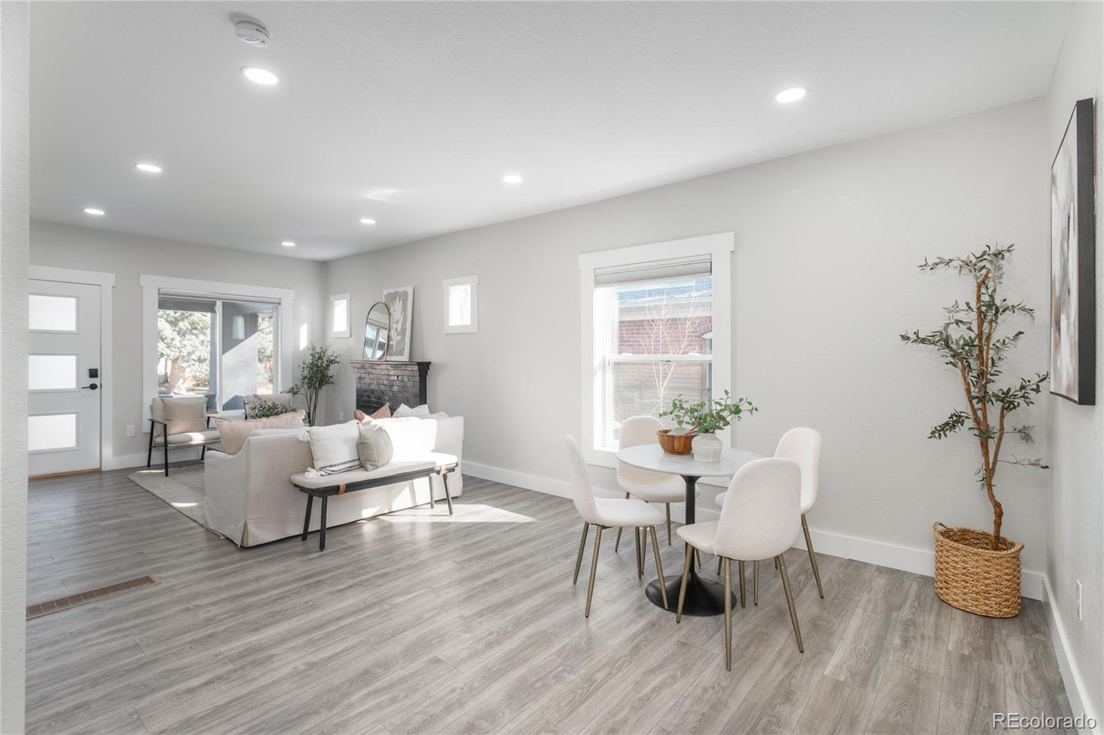 Real Estate Photo