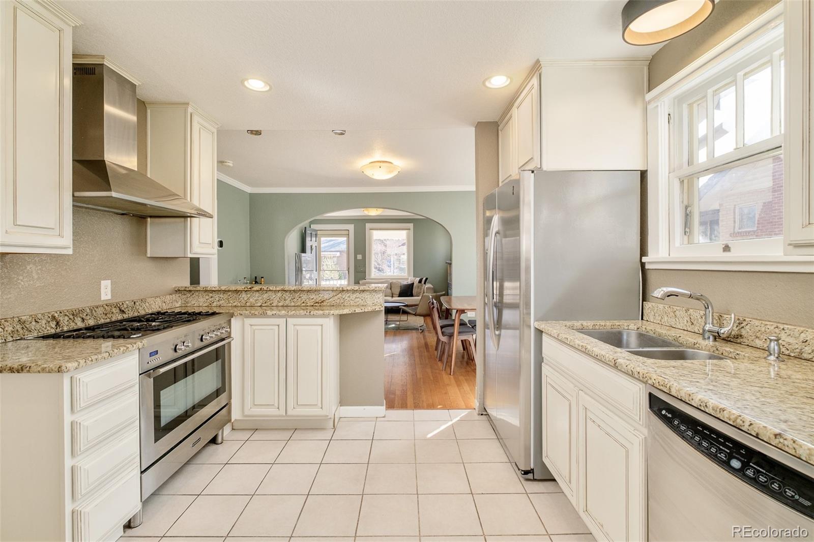 Real Estate Photo