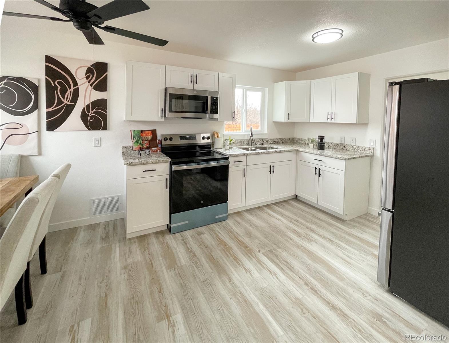 Real Estate Photo