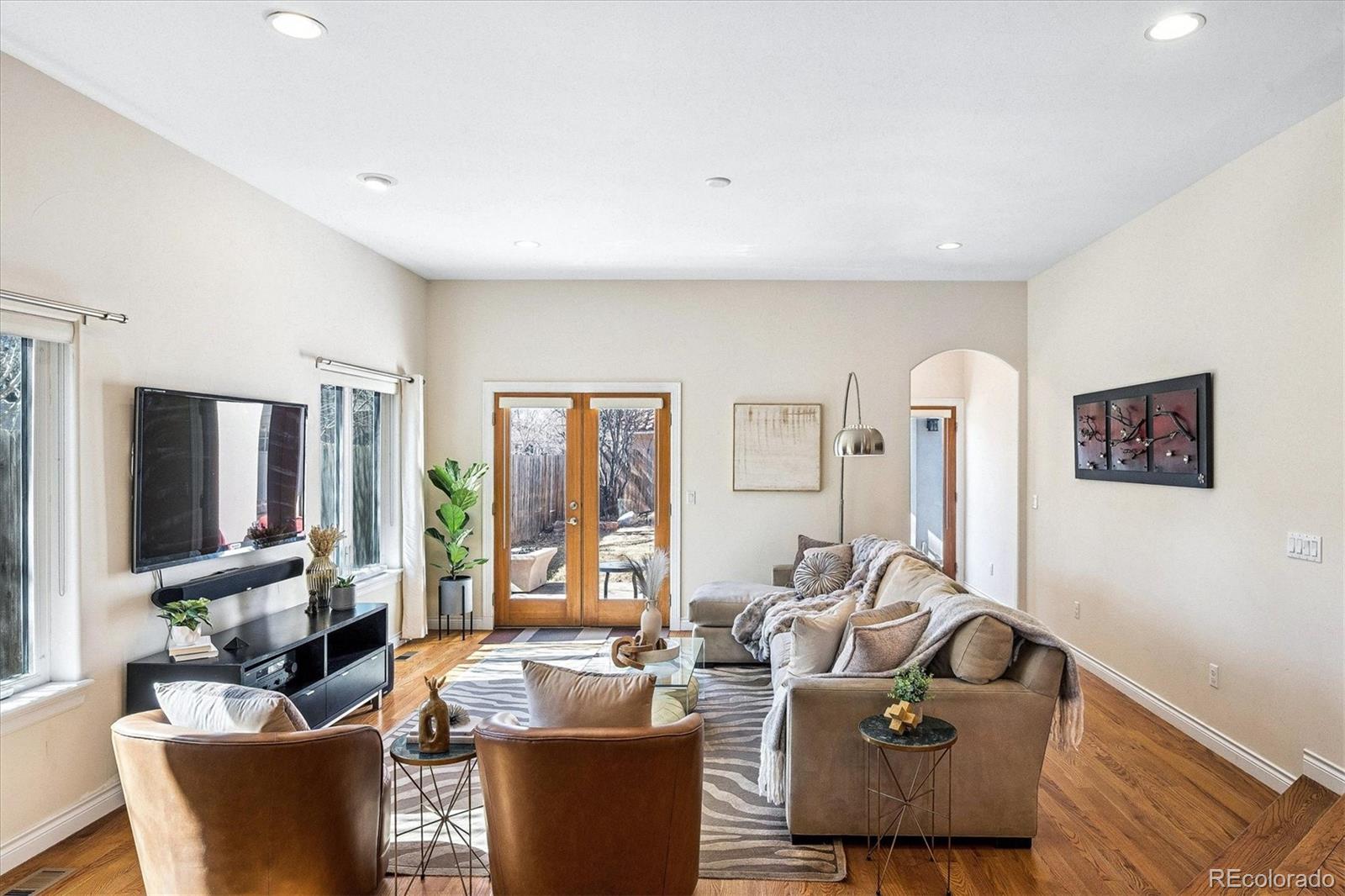 Real Estate Photo