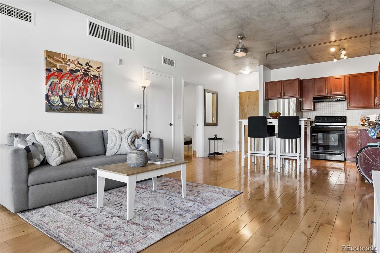 Real Estate Photo
