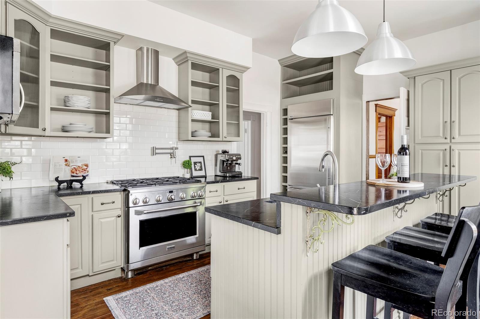 Real Estate Photo