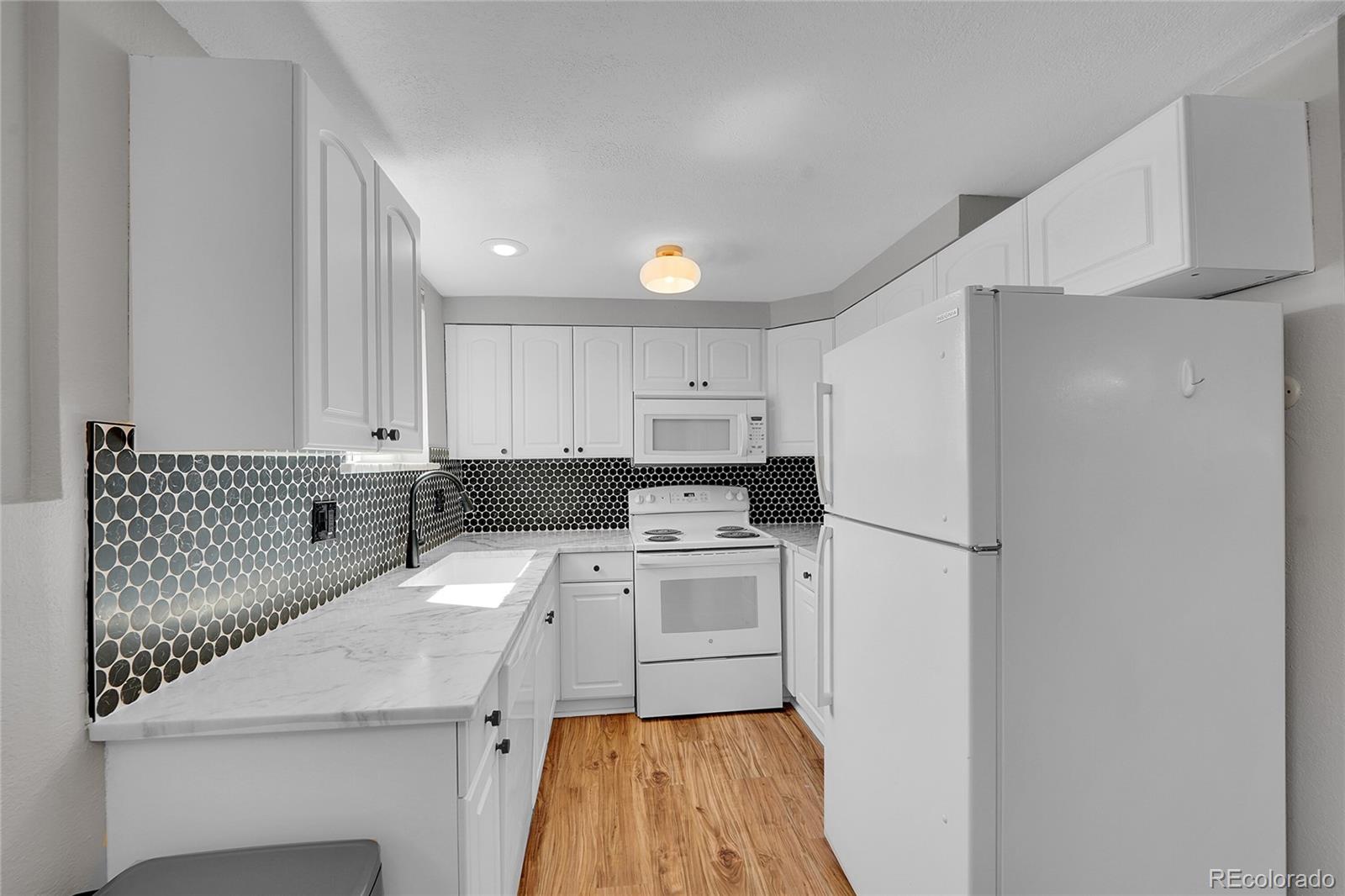 Real Estate Photo