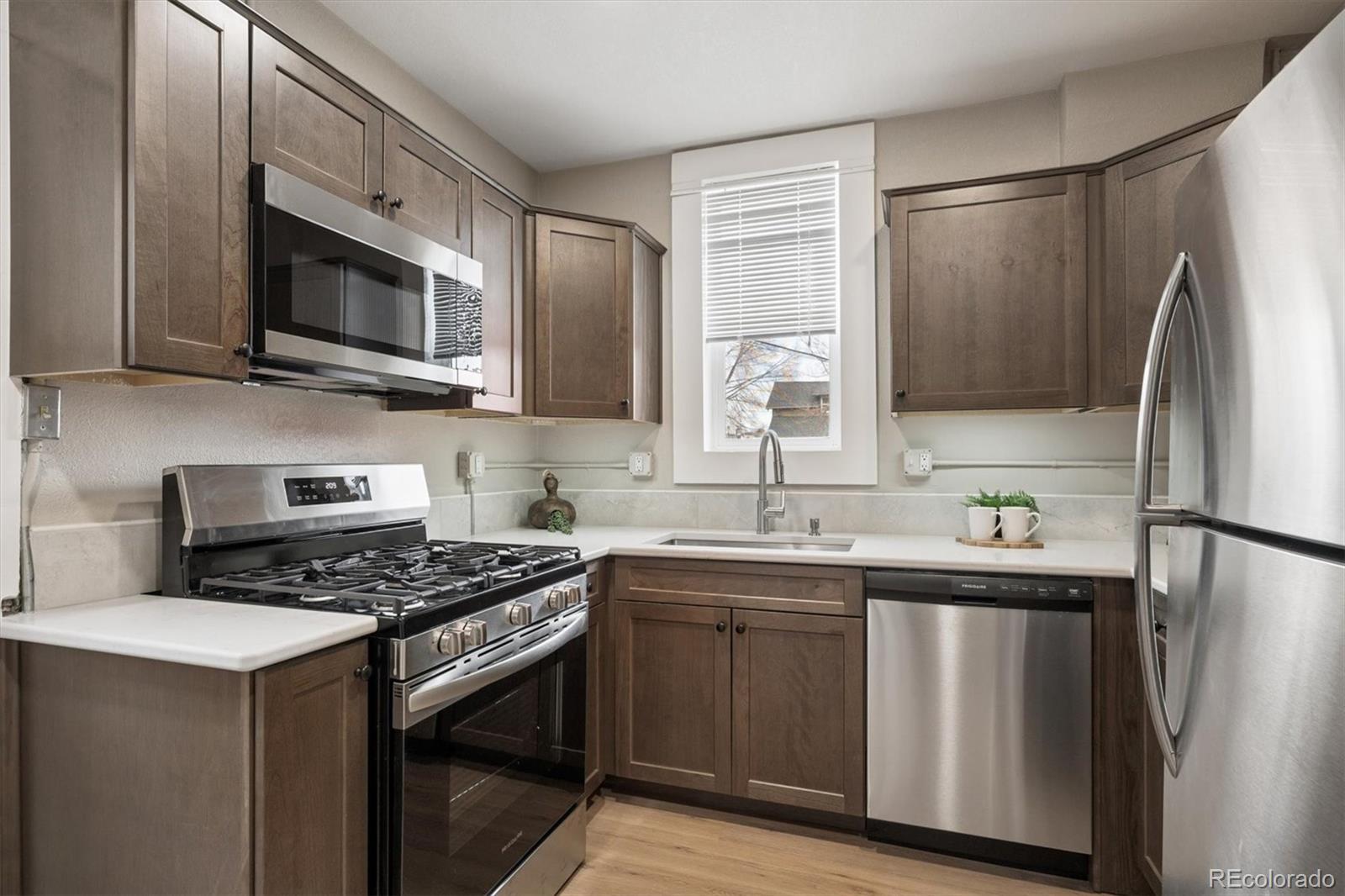 Real Estate Photo