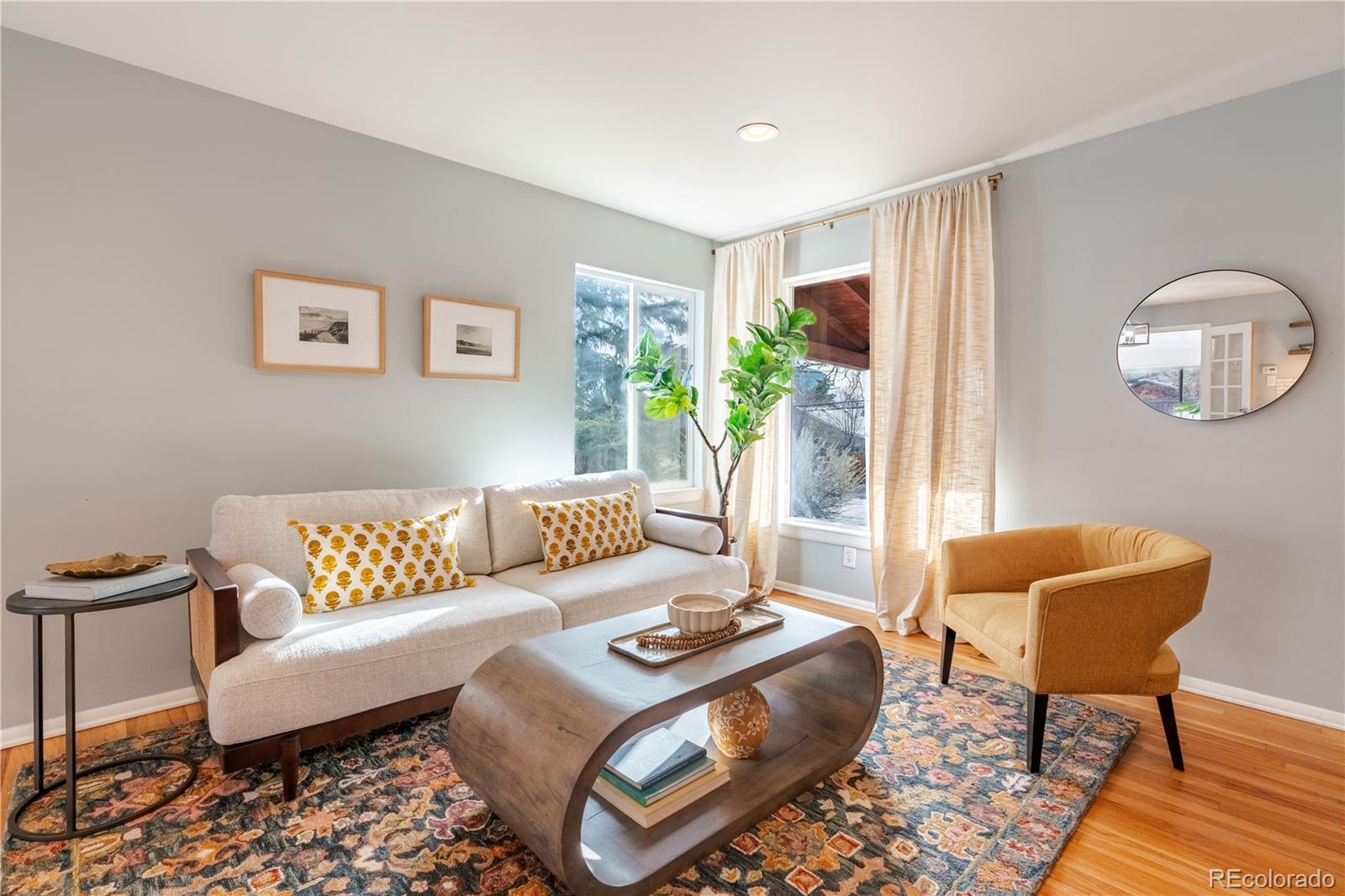 Real Estate Photo