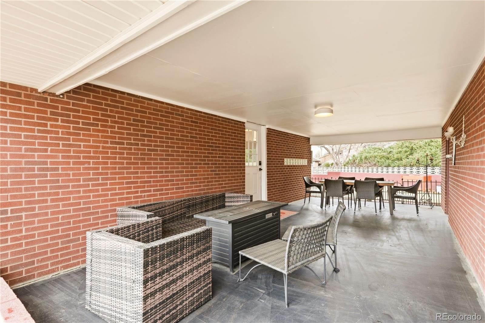 Real Estate Photo