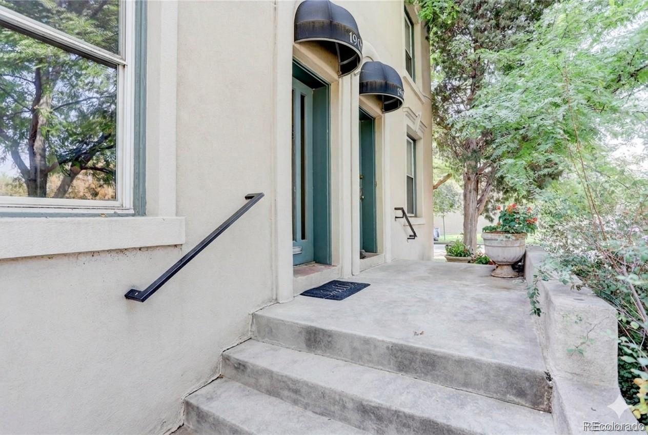 Real Estate Photo