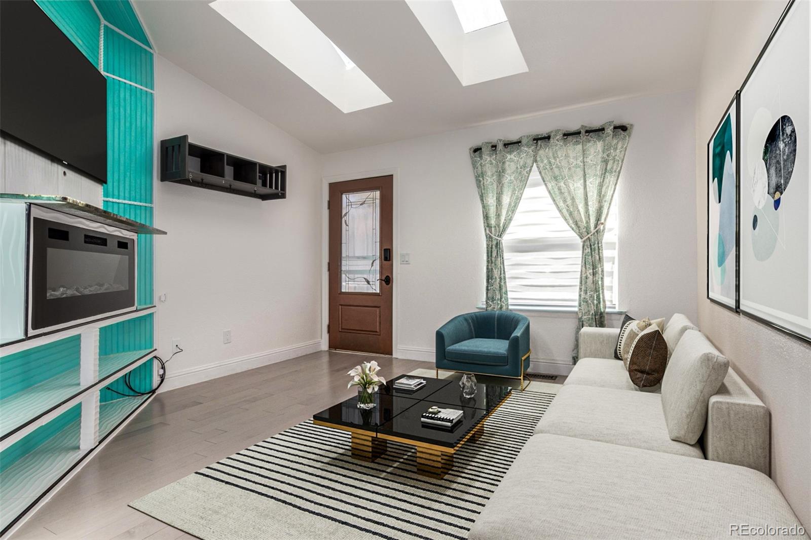 Real Estate Photo