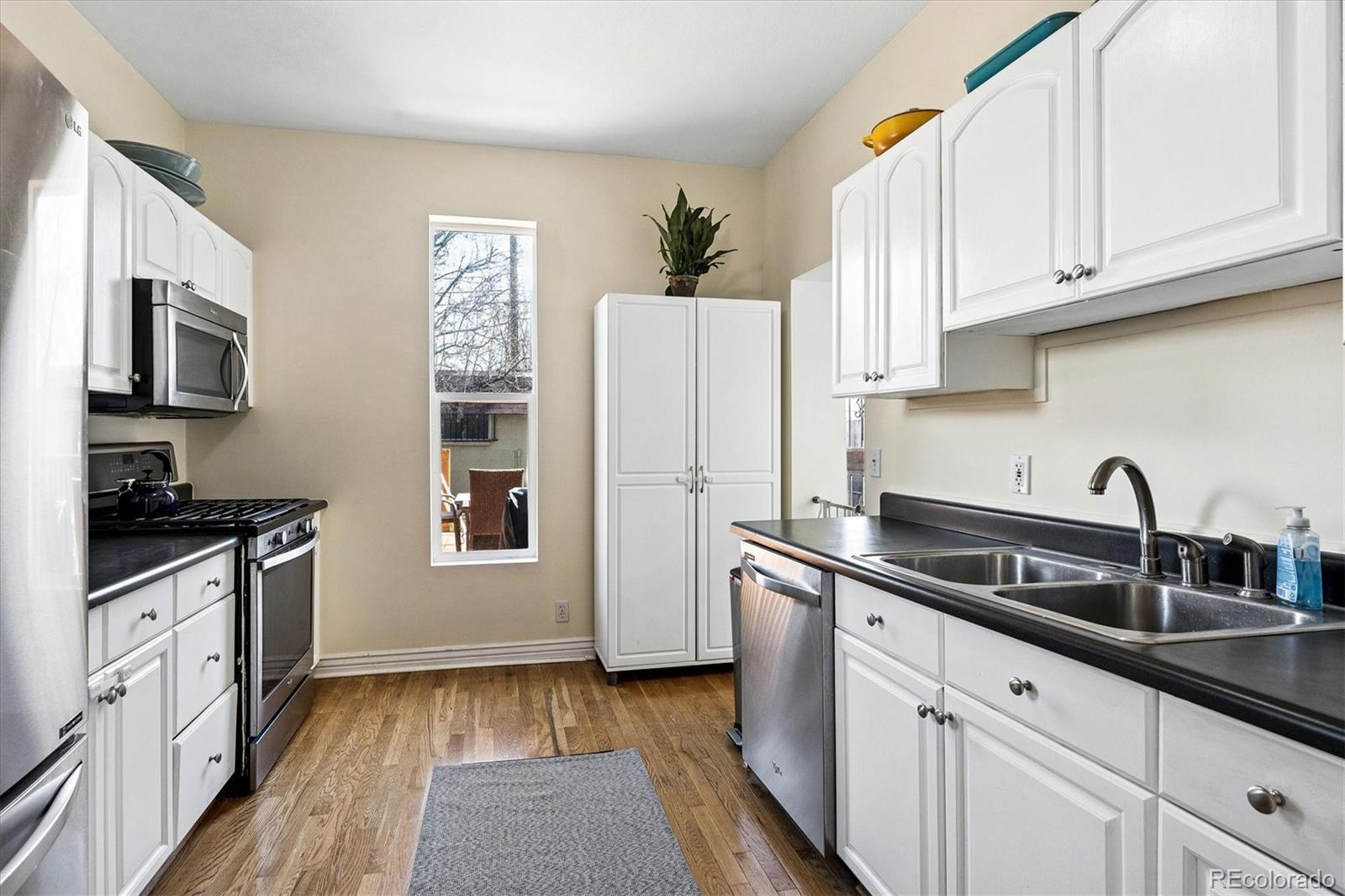 Real Estate Photo