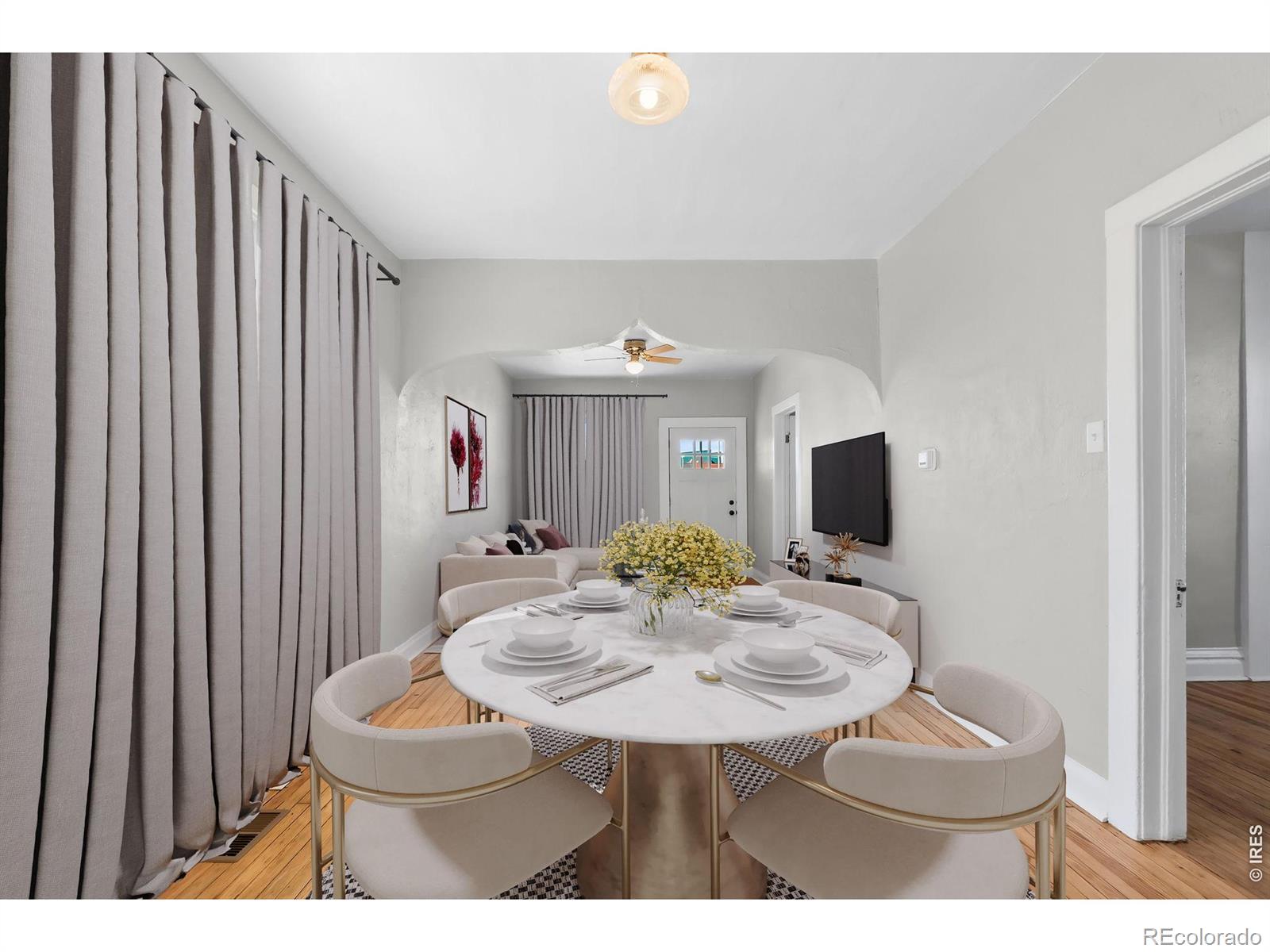 Real Estate Photo
