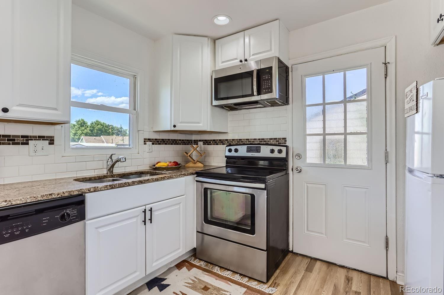 Real Estate Photo