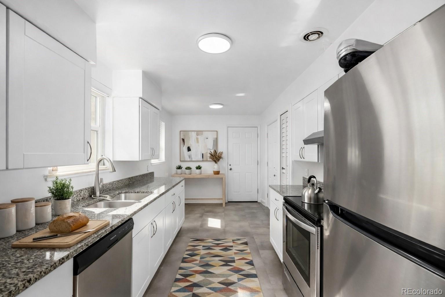Real Estate Photo
