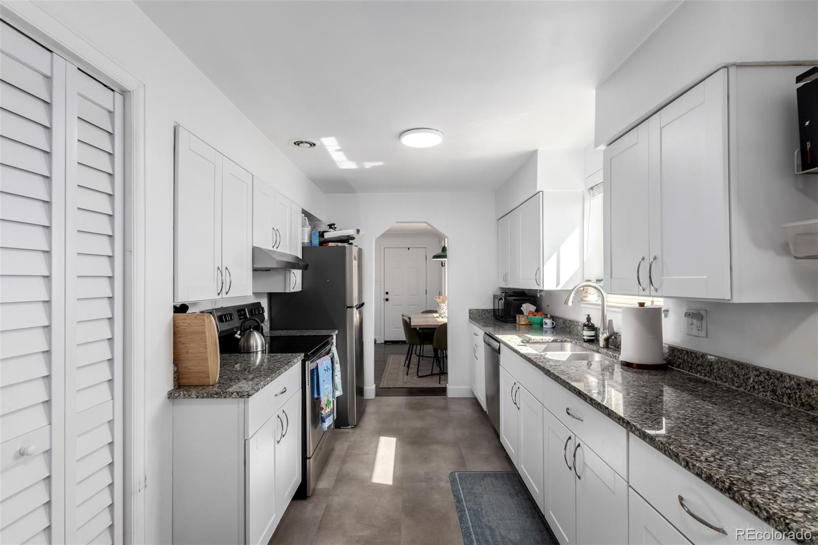Real Estate Photo