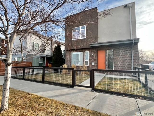 Real Estate Photo