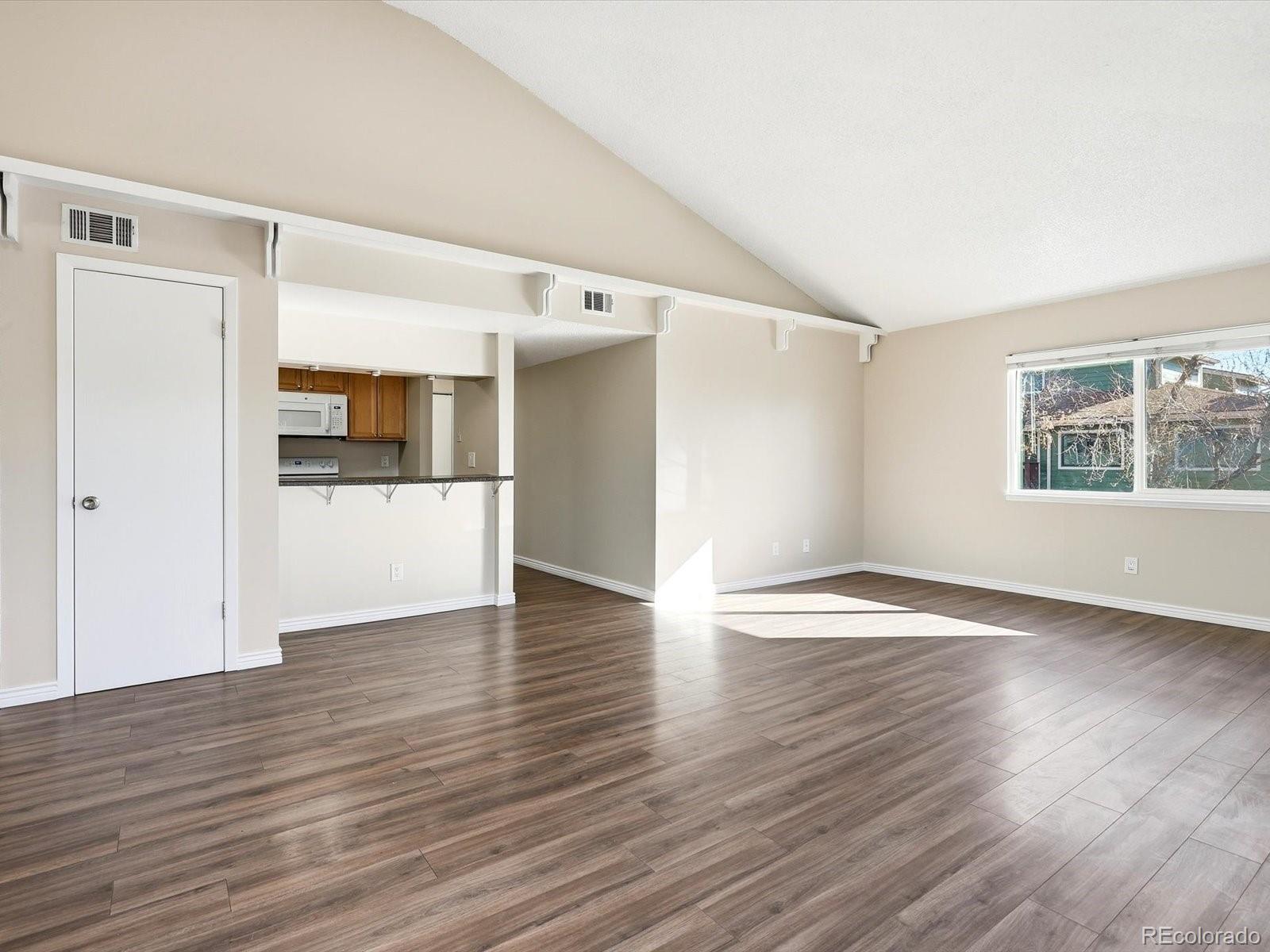 Real Estate Photo