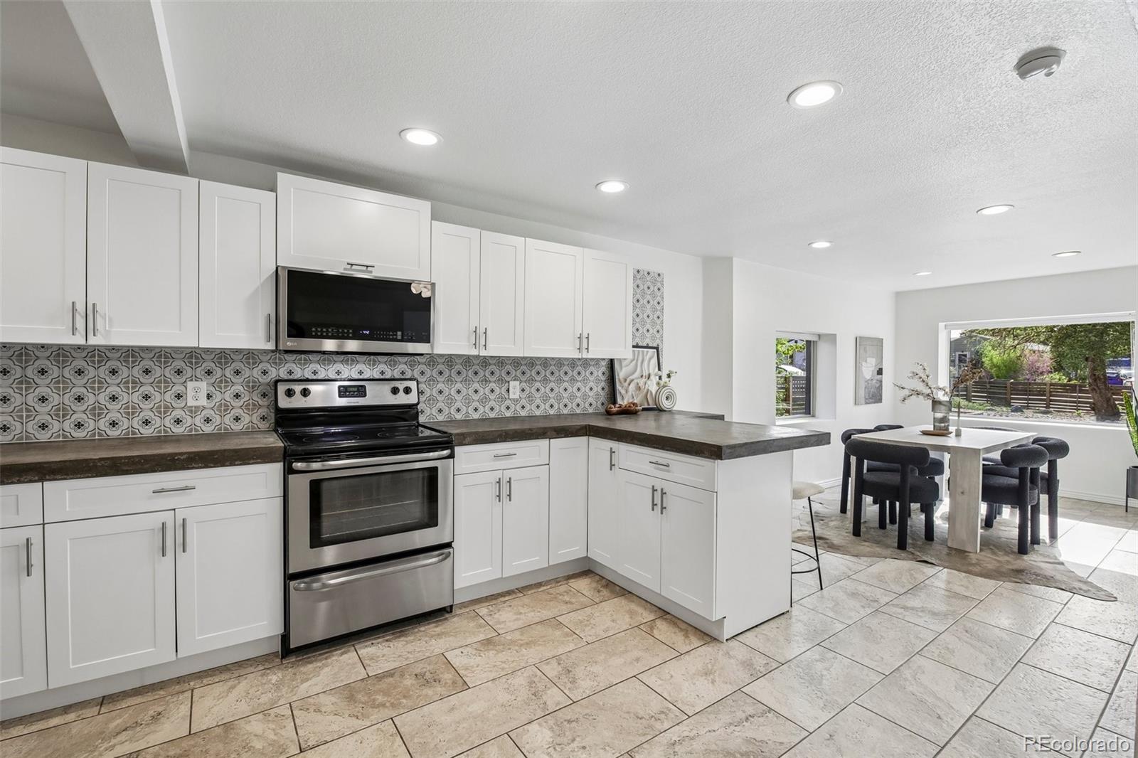 Real Estate Photo
