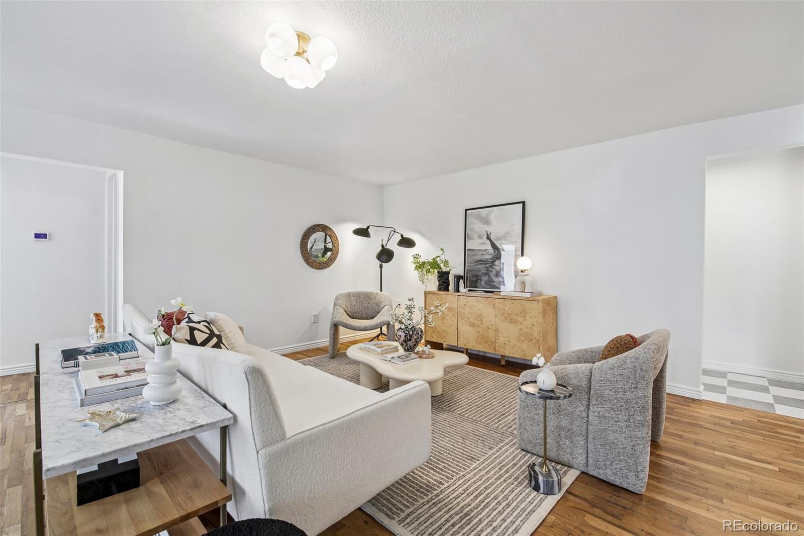 Real Estate Photo