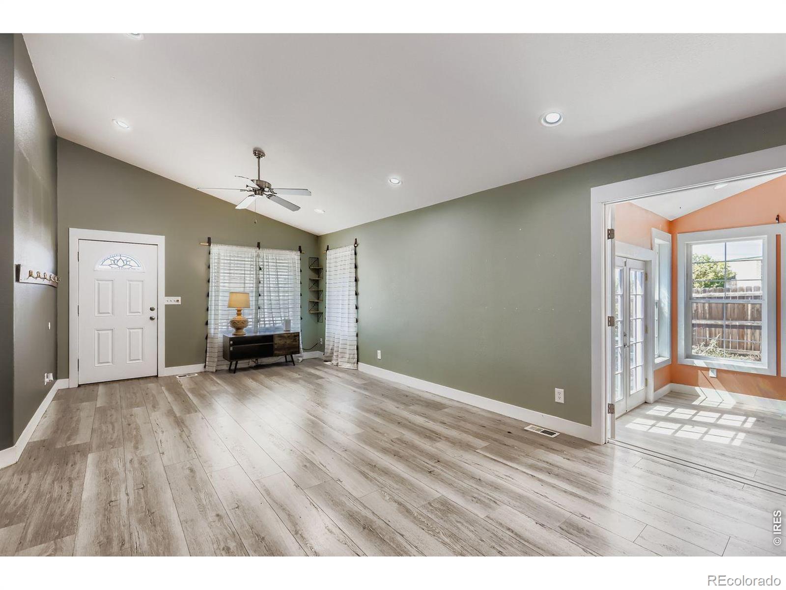Real Estate Photo