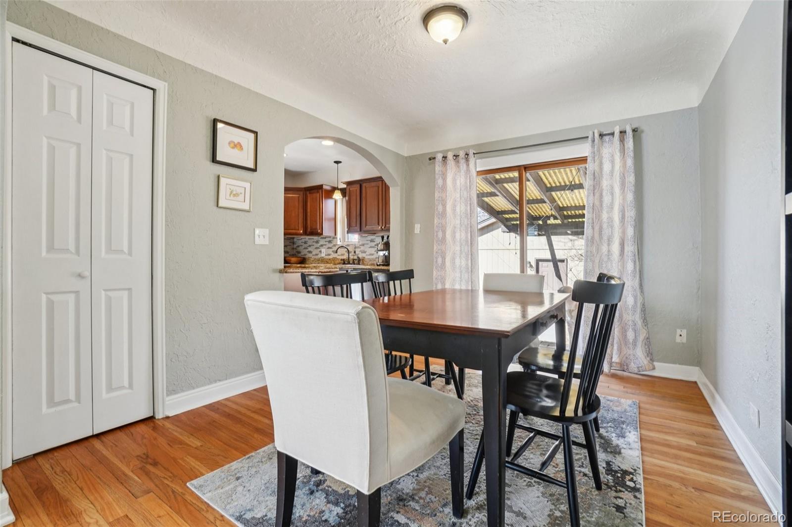 Real Estate Photo