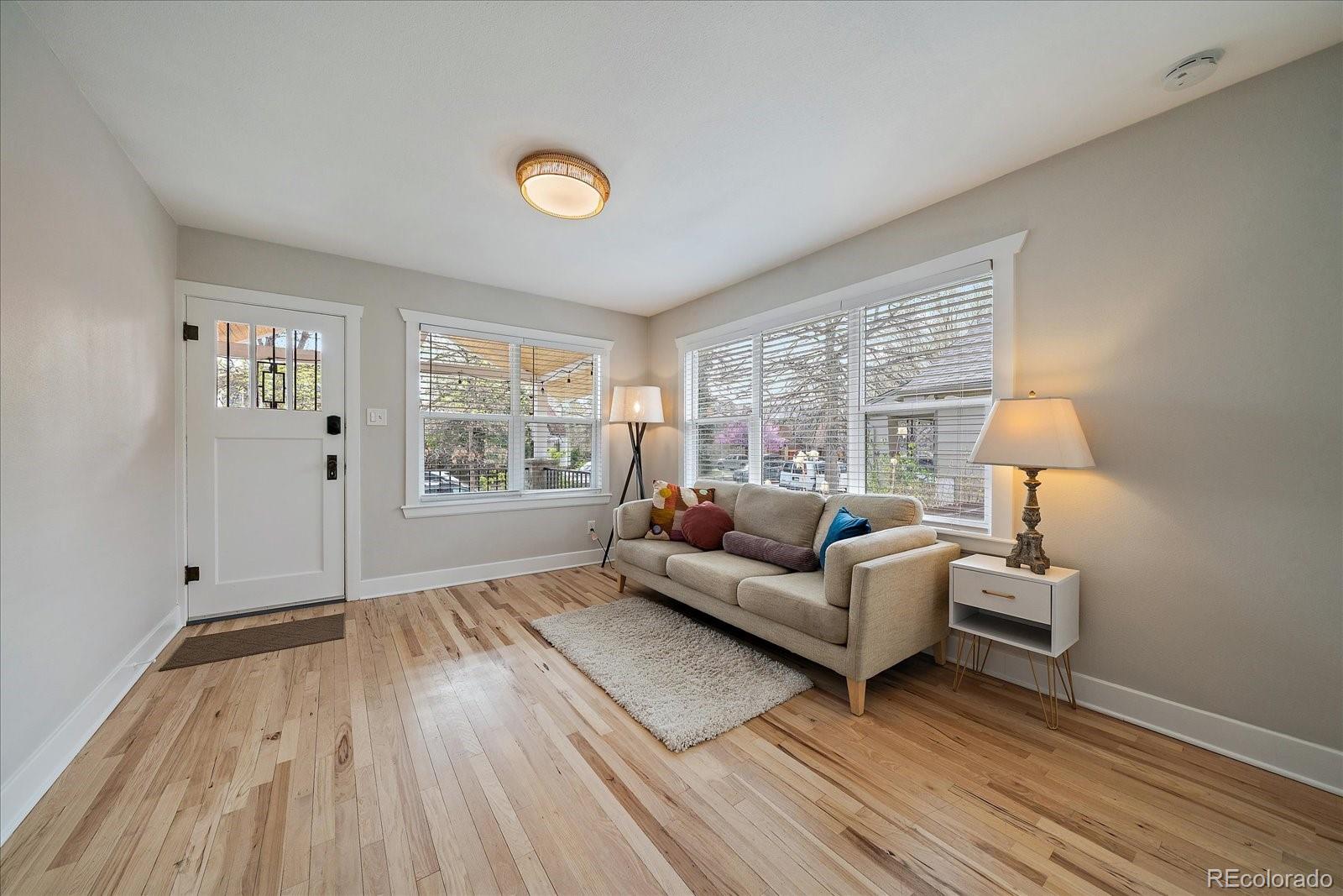 Real Estate Photo