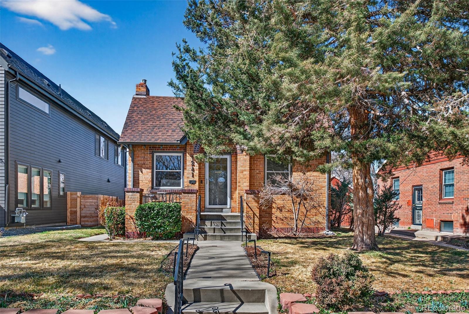 Real Estate Photo