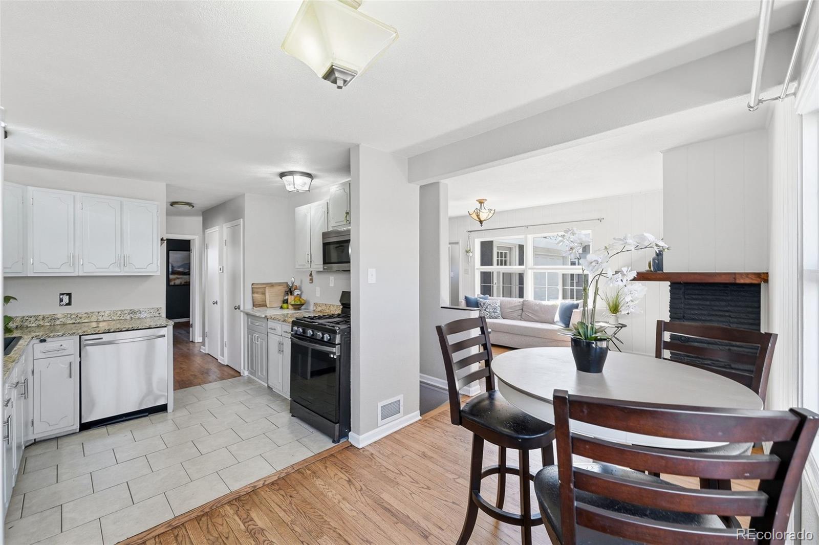 Real Estate Photo