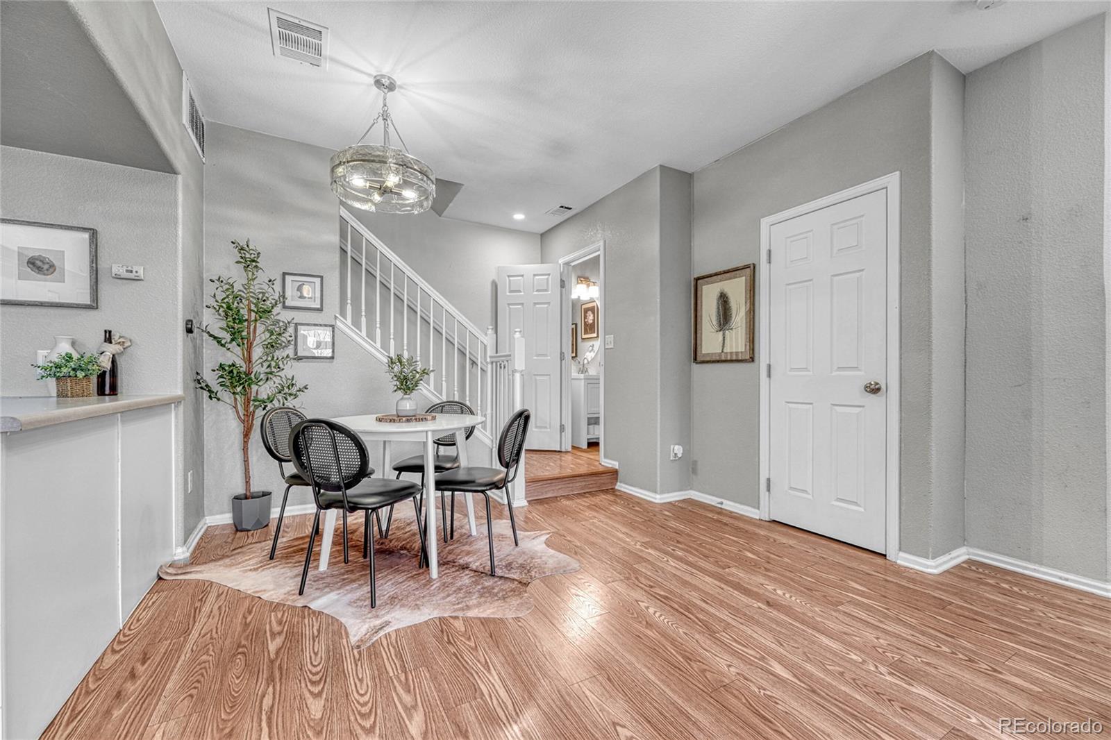 Real Estate Photo