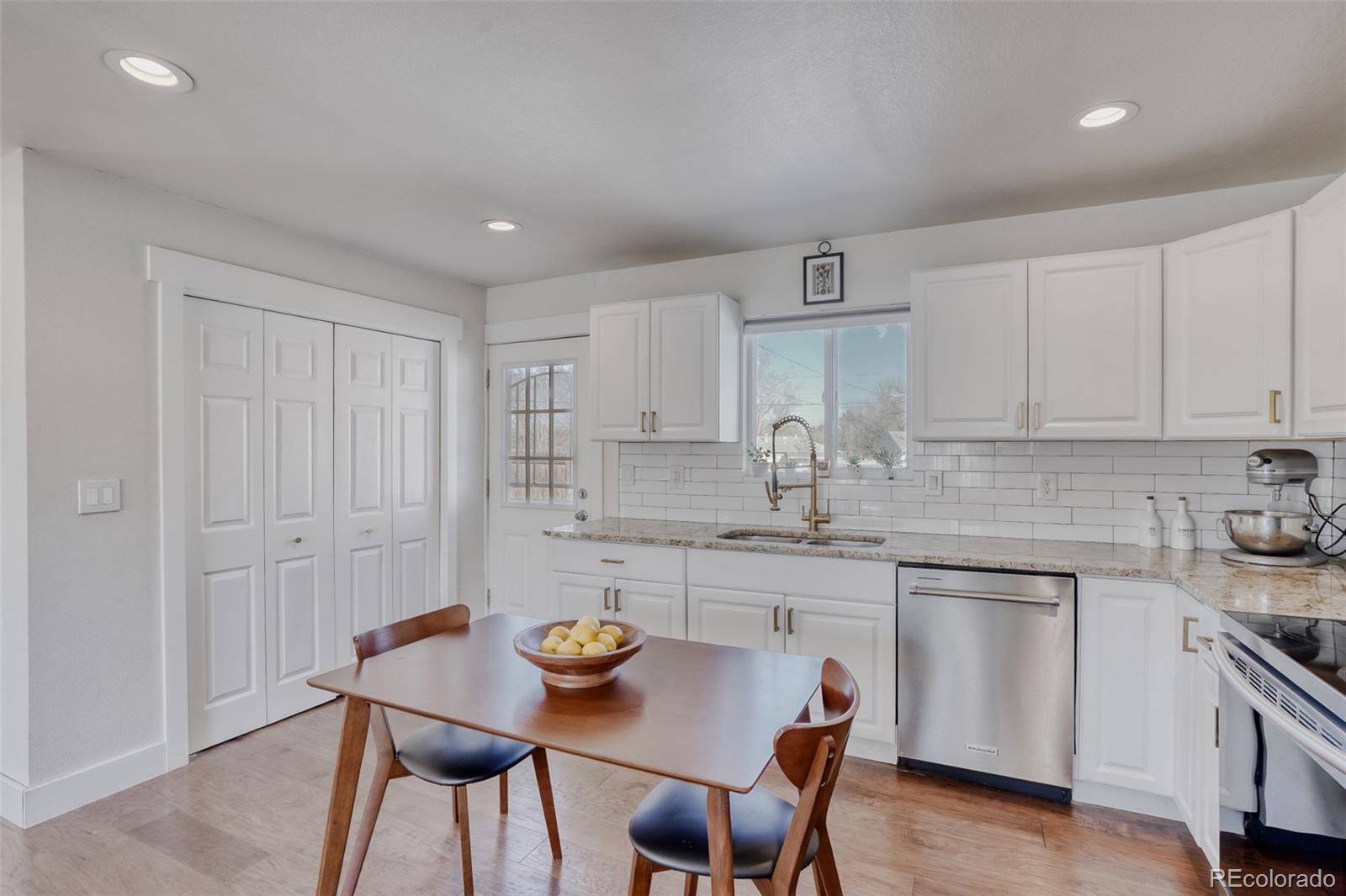 Real Estate Photo
