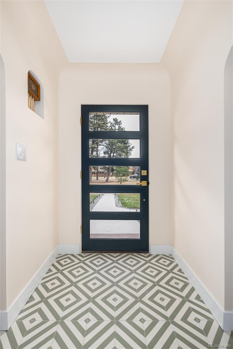 Real Estate Photo