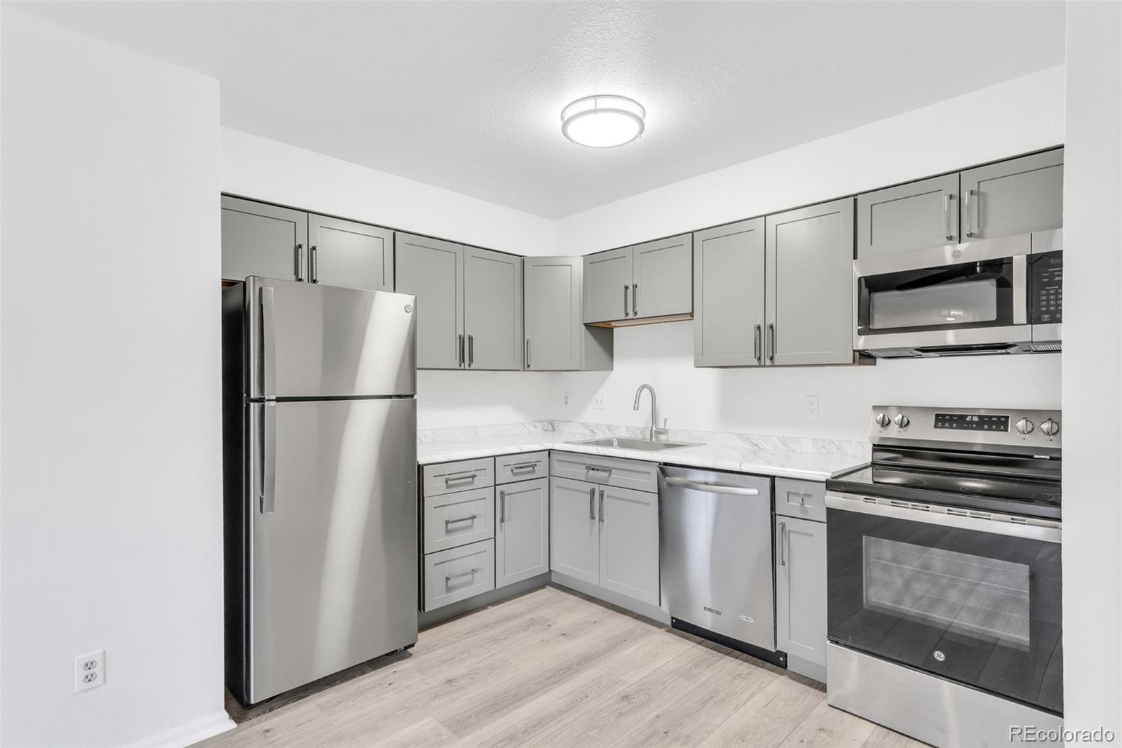 Real Estate Photo