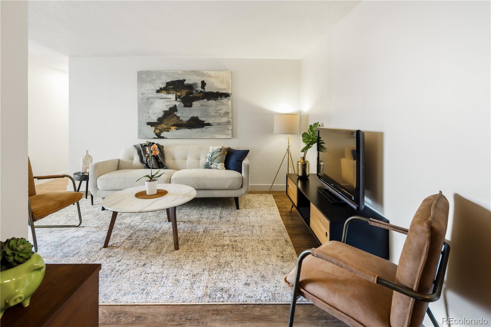 Real Estate Photo