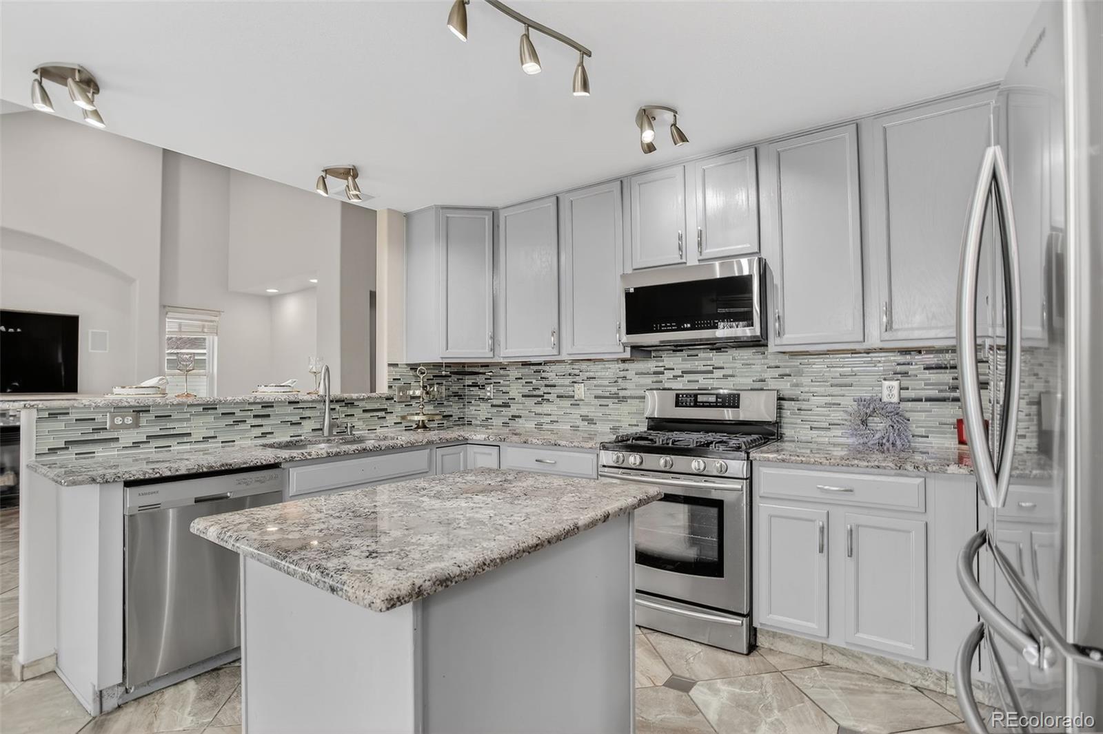 Real Estate Photo
