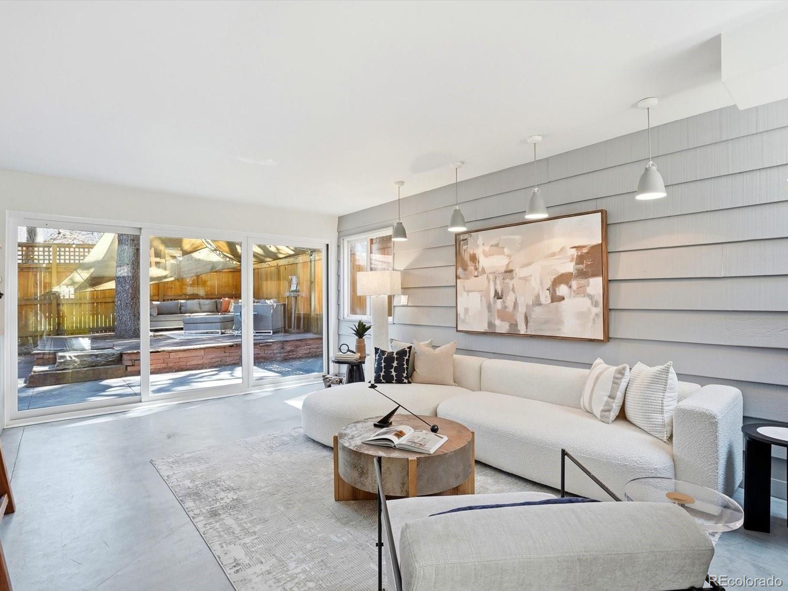 Real Estate Photo