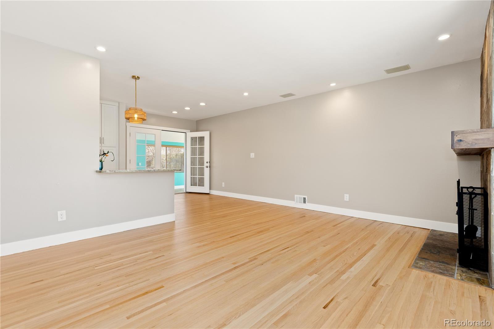 Real Estate Photo