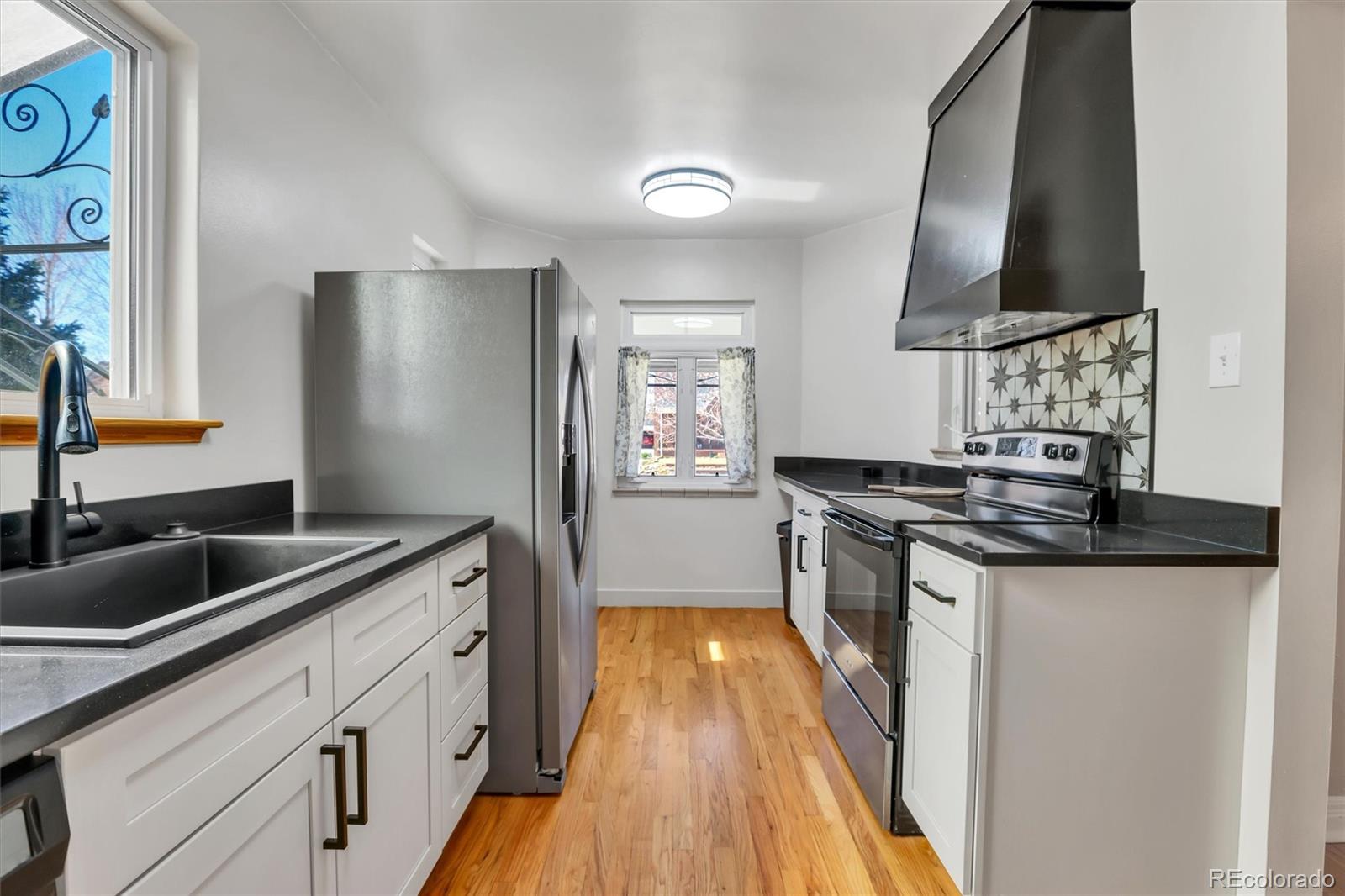 Real Estate Photo