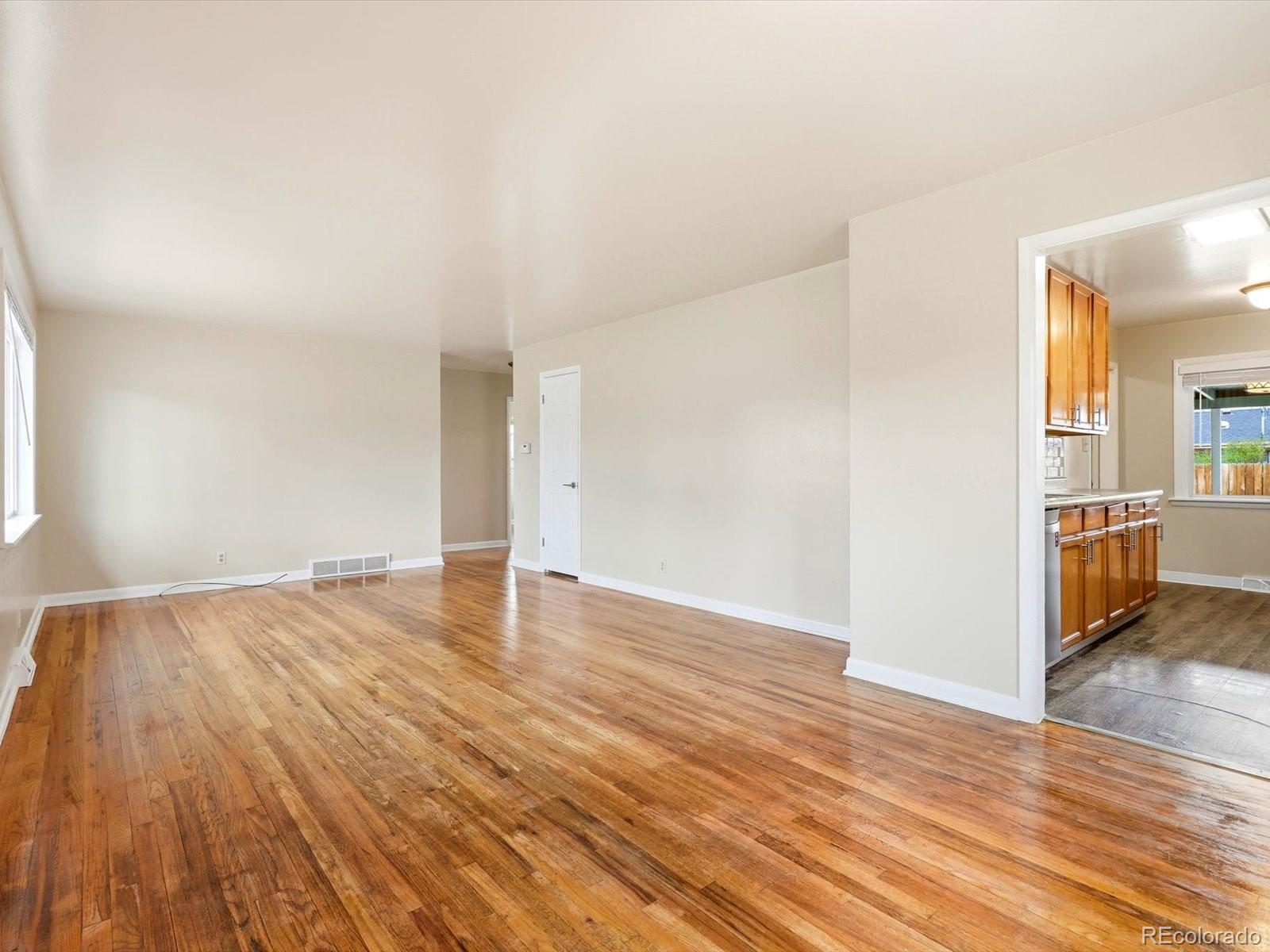 Real Estate Photo