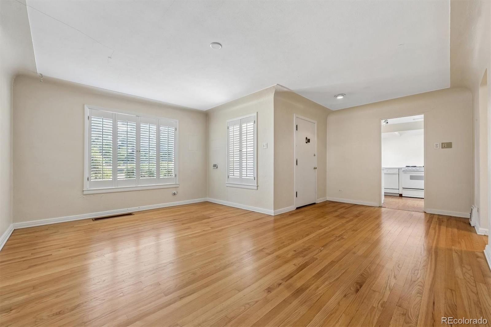 Real Estate Photo