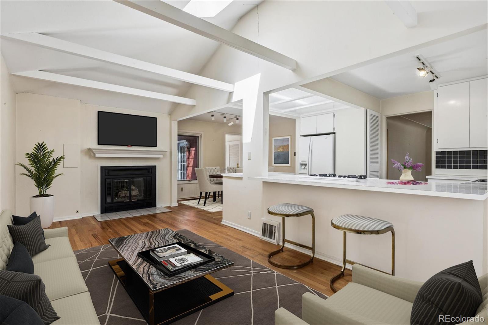 Real Estate Photo
