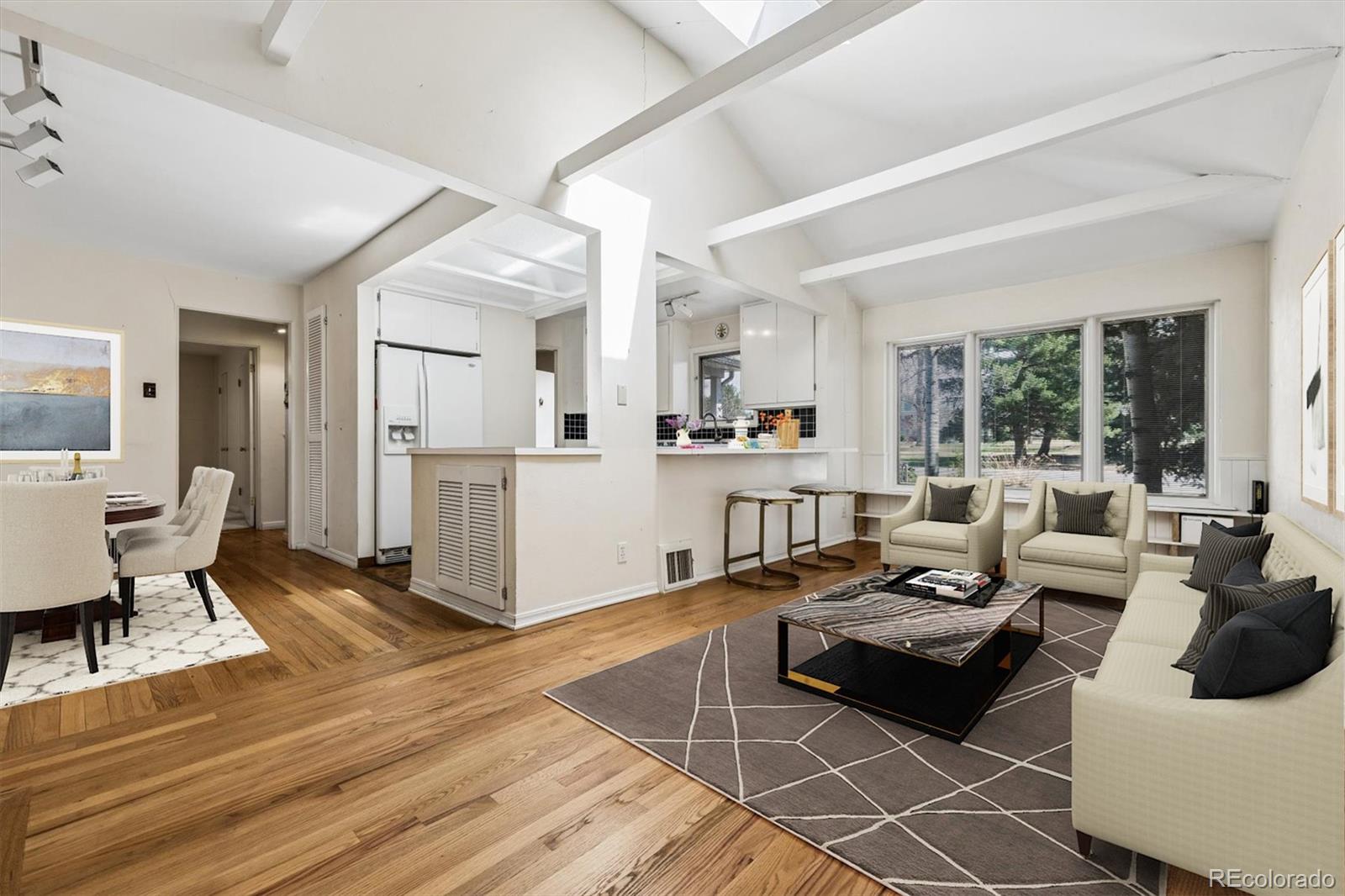 Real Estate Photo