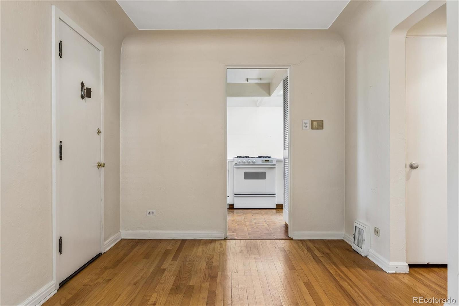 Real Estate Photo
